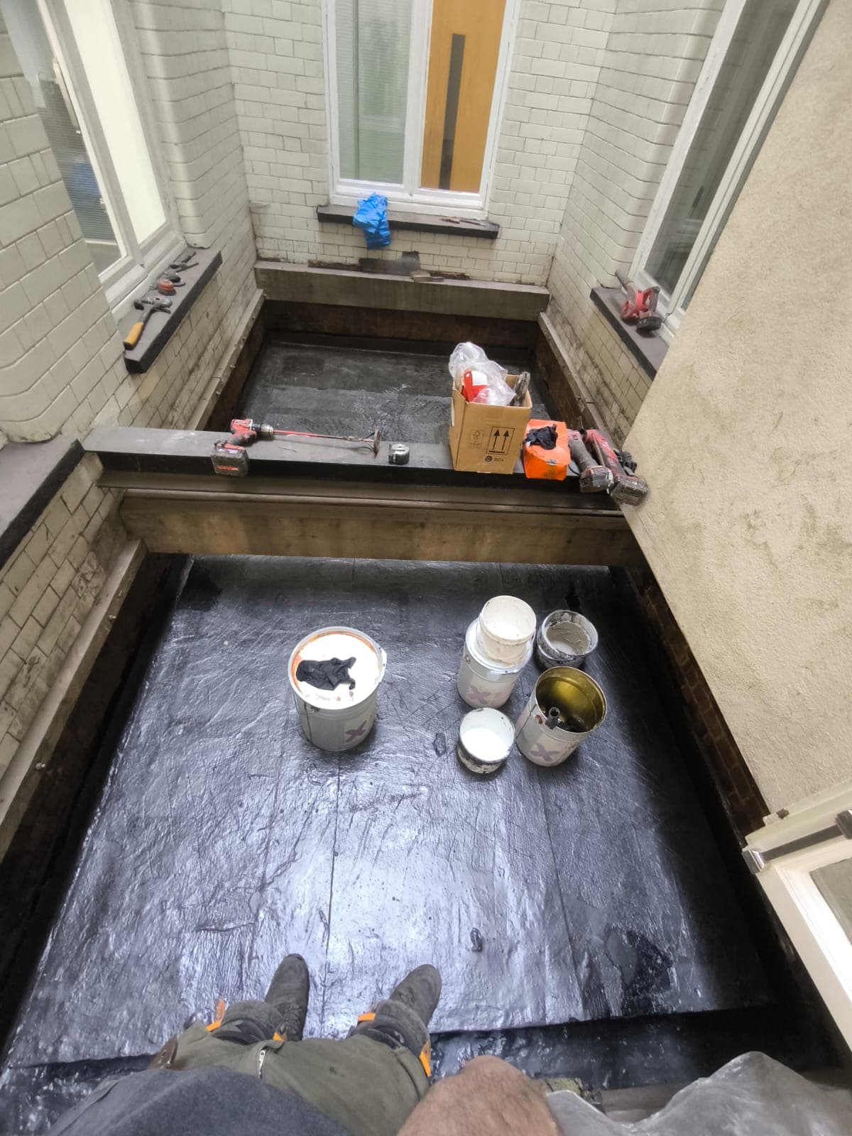 Lightwell before Triflex PMMA waterproofing